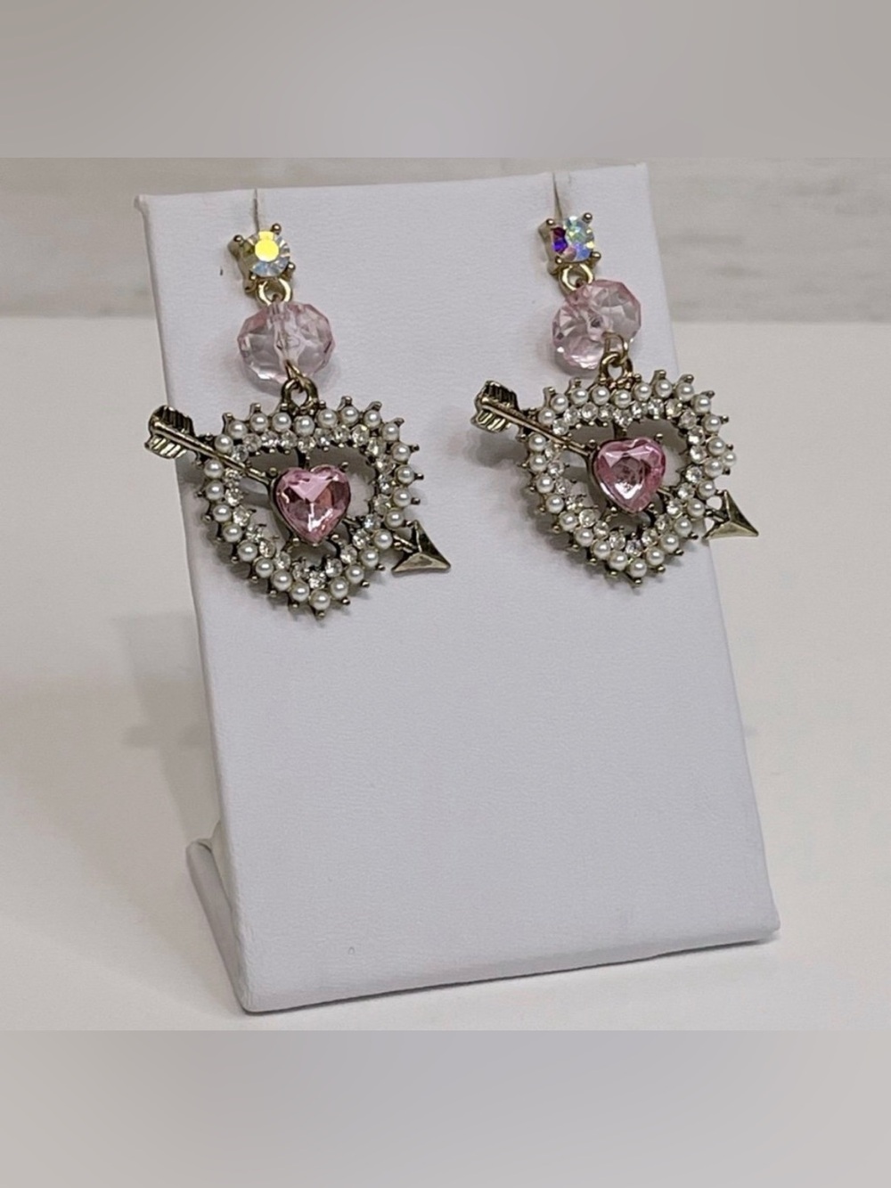 NEW Antique Gold, Pearl & Pink Crystal Arrow Heart Earrings
